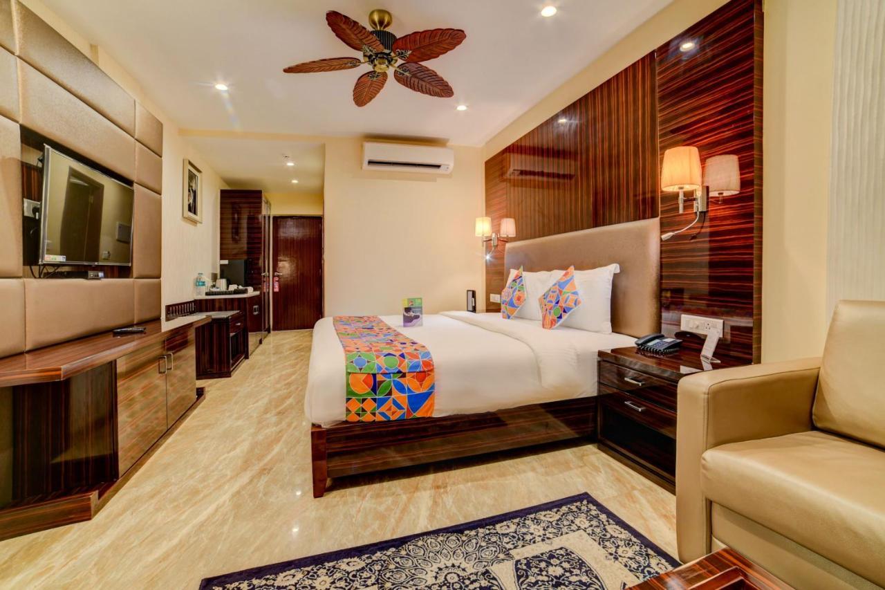 Fabhotel Prime Sarala Crown With Pool - Nr Calangute Beach Ngoại thất bức ảnh