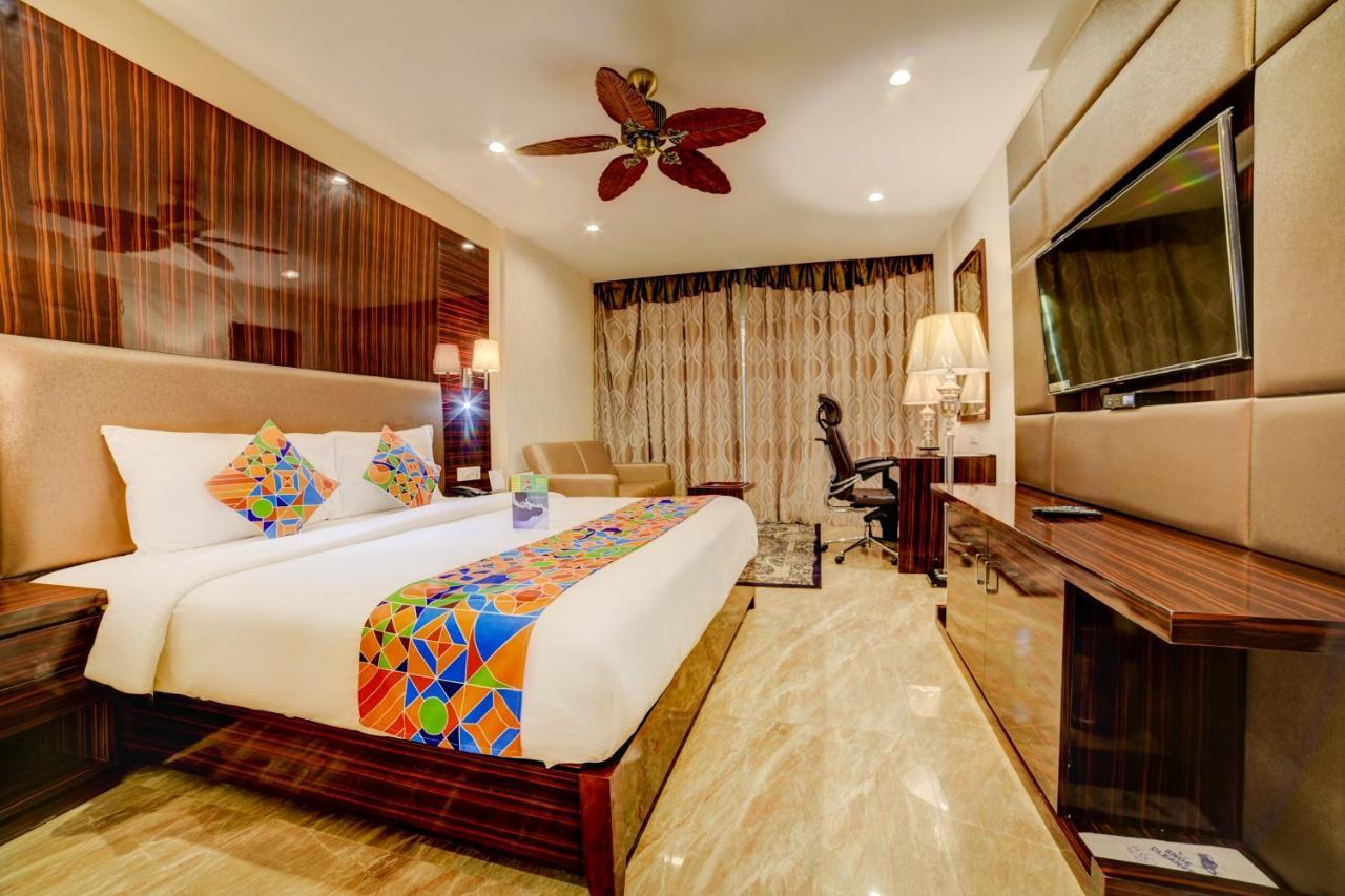 Fabhotel Prime Sarala Crown With Pool - Nr Calangute Beach Ngoại thất bức ảnh