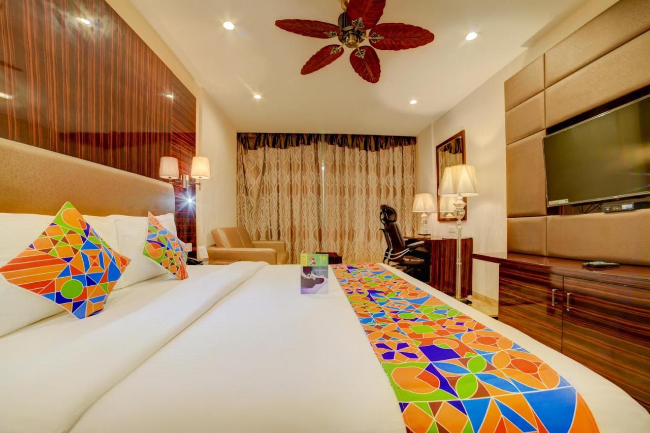Fabhotel Prime Sarala Crown With Pool - Nr Calangute Beach Ngoại thất bức ảnh